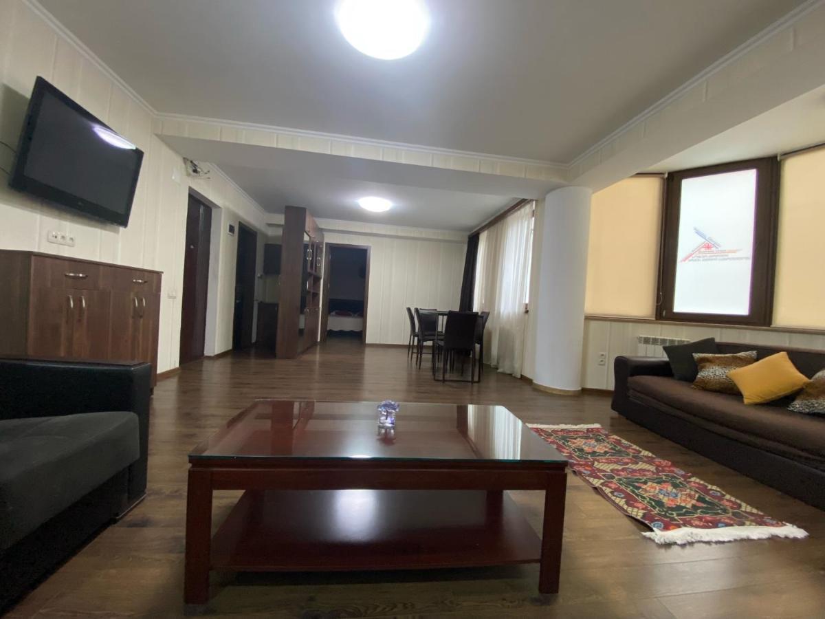 City Center Apart Hotel Tiflis Dış mekan fotoğraf